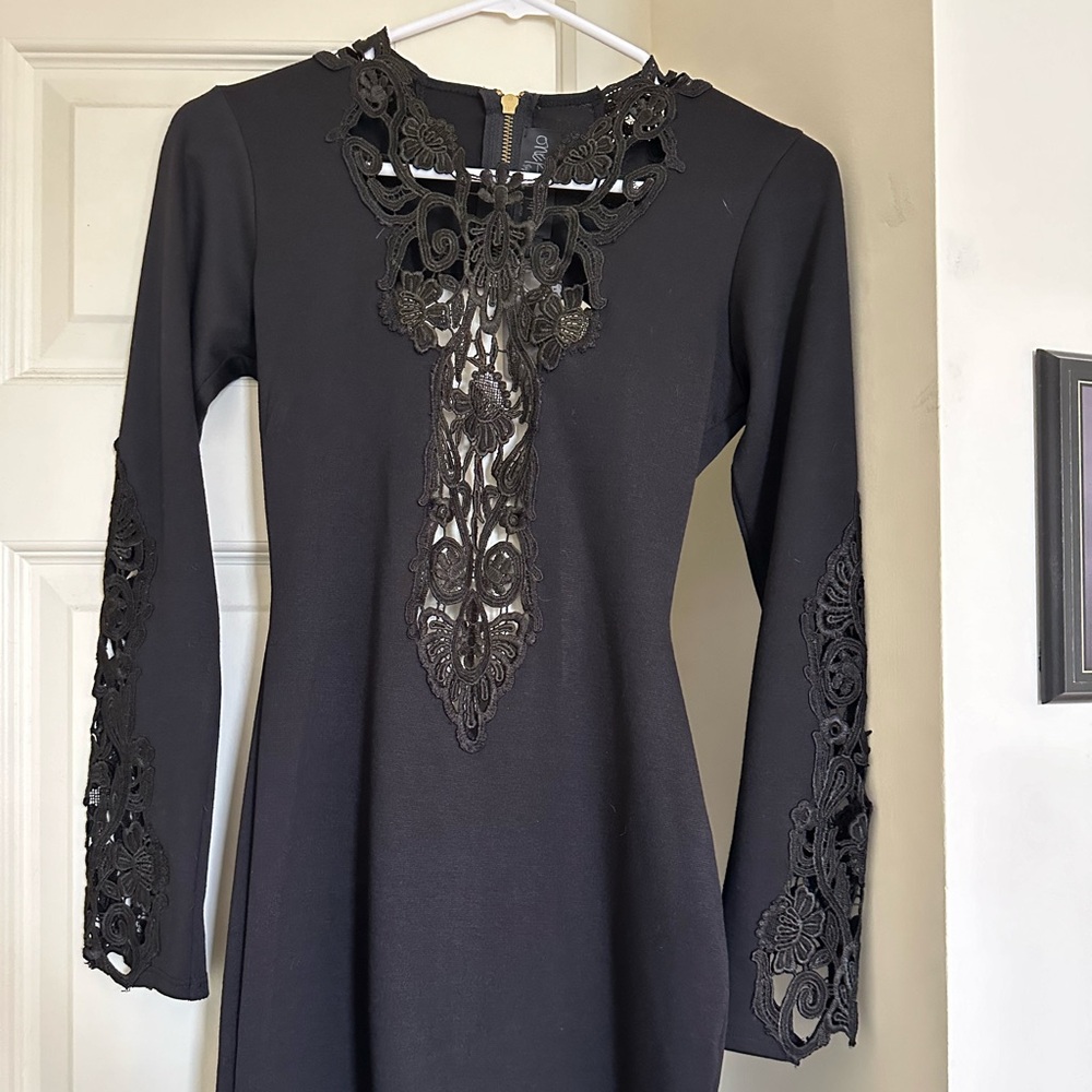 One Rad Girl / L/S Open Back Dress / Black / Size: S
